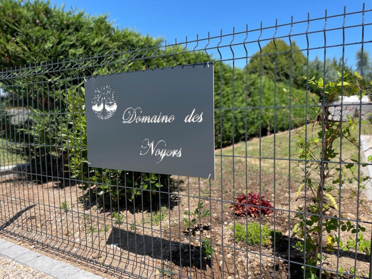 *** Domaine Des Noyers - Proche Centre Ville Châteauneuf-sur-Loire Buitenkant foto